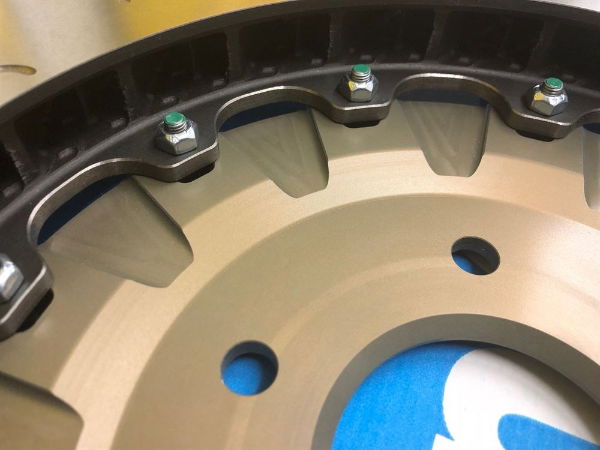 Alcon BKF8949Y03 Pro Race Front Brake Kit - BMW M2, M3, M4 (F8X)