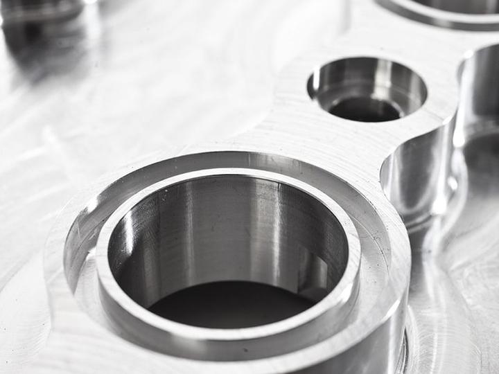 Integrated Engineering Audi Volkswagen 2.0T B6 B7 C6 MK2 MK5 Billet Valve Cover (A4, GTI, Jetta & Passat) ML Performance UK