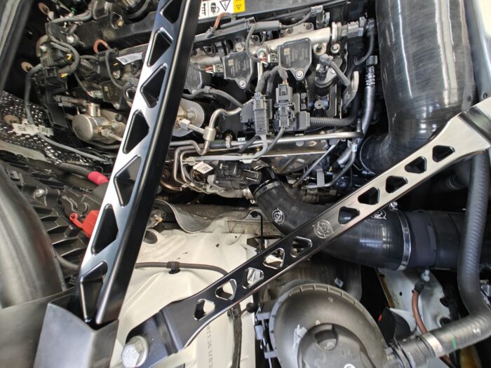 VTT-F9X-STRUT F9X X3/4M Billet Aluminum short Strut Braces