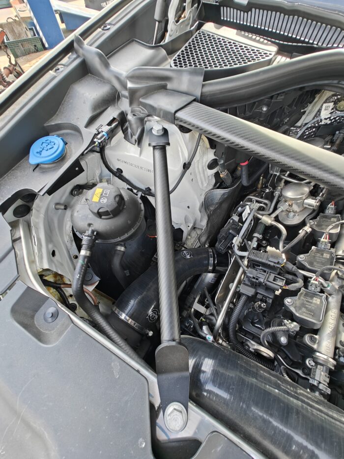 VTT-F9X-STRUT-CF F9X X3/4M Carbon Fiber Strut Braces