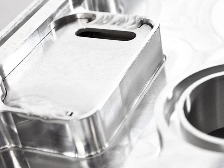 Integrated Engineering Audi Volkswagen 2.0T B6 B7 C6 MK2 MK5 Billet Valve Cover (A4, GTI, Jetta & Passat) ML Performance EU