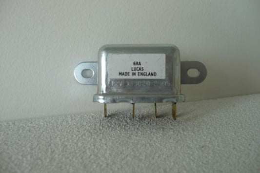 Aston Martin 022-037-0101 Relay | ML Performance EU Car Parts