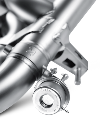 Akrapovič Evolution Line (Titanium) for Mercedes-AMG SLS Coupé/Roadster (C197/R197) 2010-2014